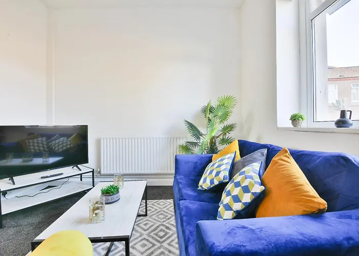 Spacious 3 Bedroom Close To Cardiff City Centre